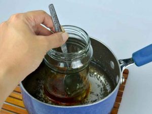 How to melt honey if it is sugared