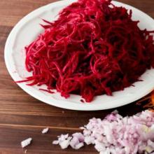 How to cook borscht: step-by-step recipe